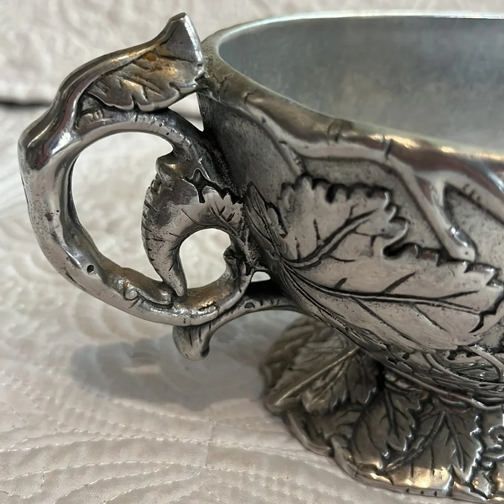 Grape (Aluminum Hollowware)‎ sauce boat by ARTHUR COURT